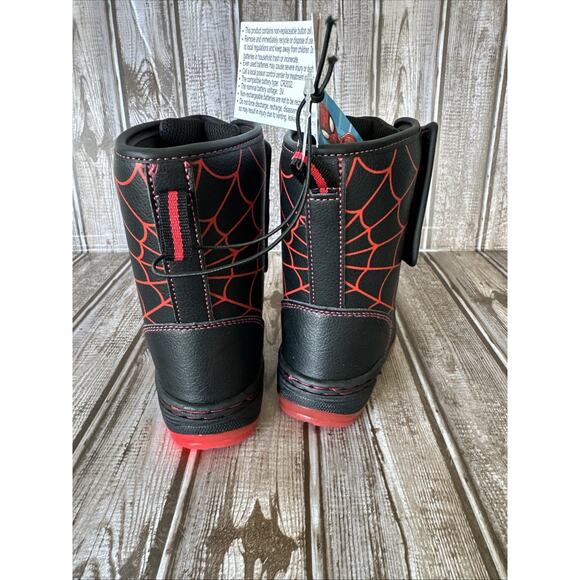 Marvel Spiderman Light-up Insulated Mid-Calf slip-on Winter Boots Boys size‎ 6 - Picture 3 of 6